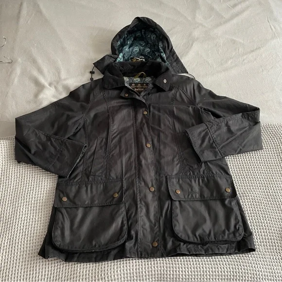 BARBOUR LIBERTY BEADNELL WAX COTTON HOODED JACKET, EUC. US 14 UK 18 - Picture 9 of 16